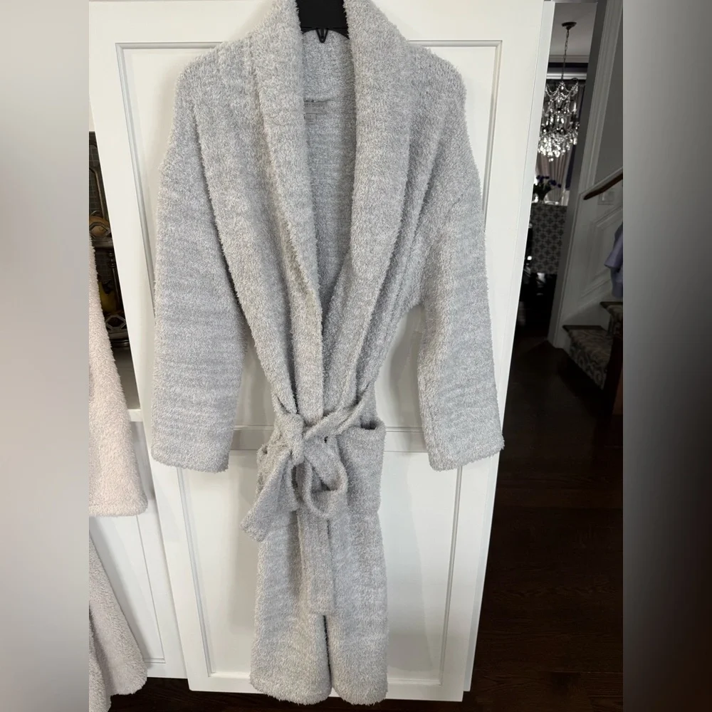 BAREFOOT DREAMS NEW Gender Inclusive CozyChic Robe Size Small(1)
